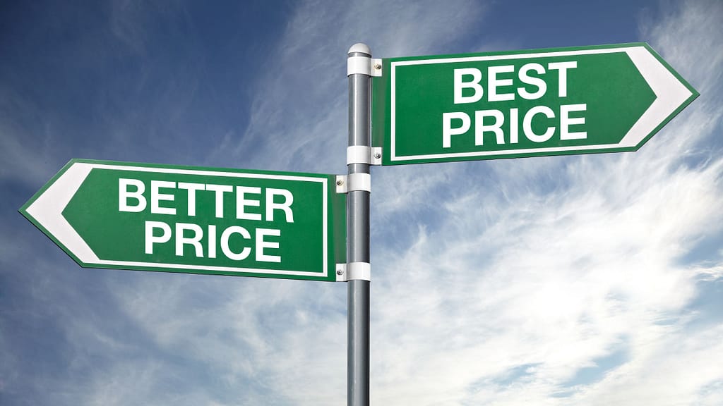 Road signs pointing to best price and better price when deciding to sell house myself