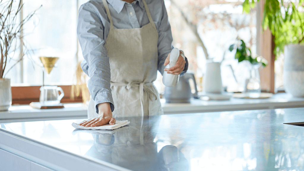 Cleaning the kitchen and bathroom before staging your home