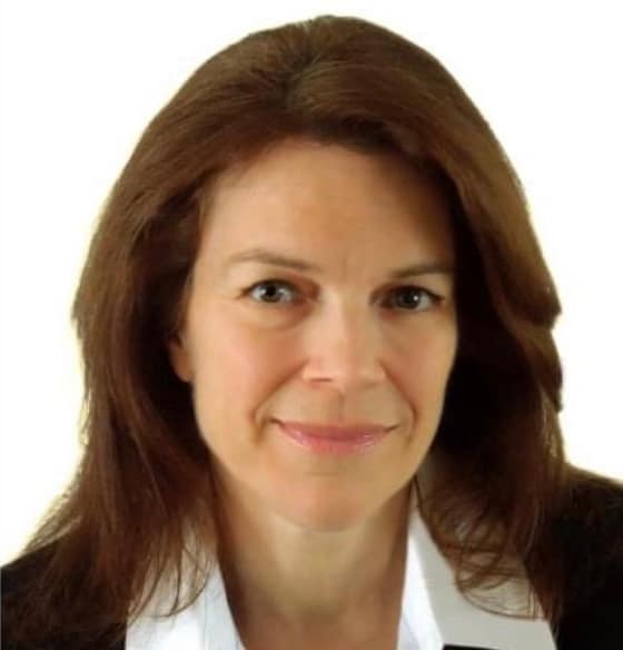 Lisa, founder of Great Property Ideas, architectural designer and licensed real estate agent
